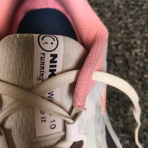 Nike Multicolor Running Shoes - Picture 3 of 13